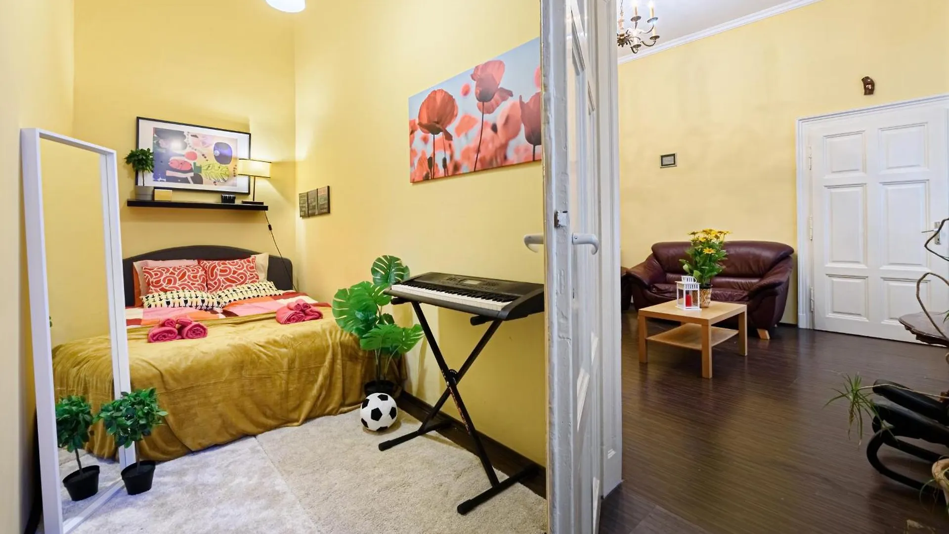 Soho Street Private Apartment 6 Persons Budapest 0*,